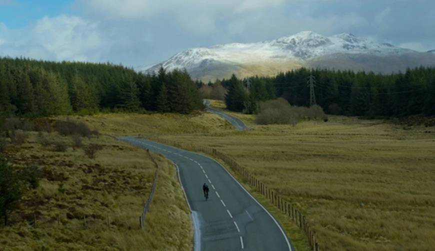 奢侈品橱窗陈列数字化：高端视频拍摄公司的美学坚持